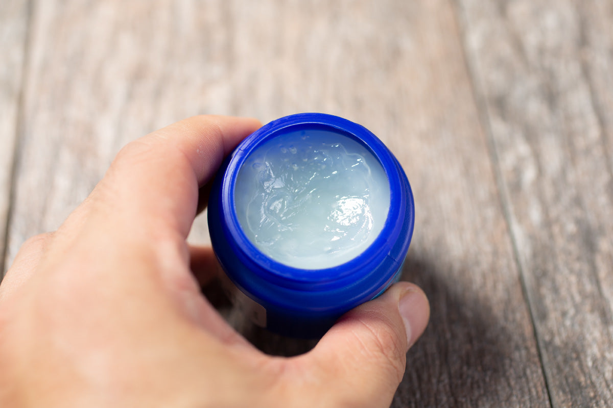 THC vs CBD Topicals: Differences &amp; Effects